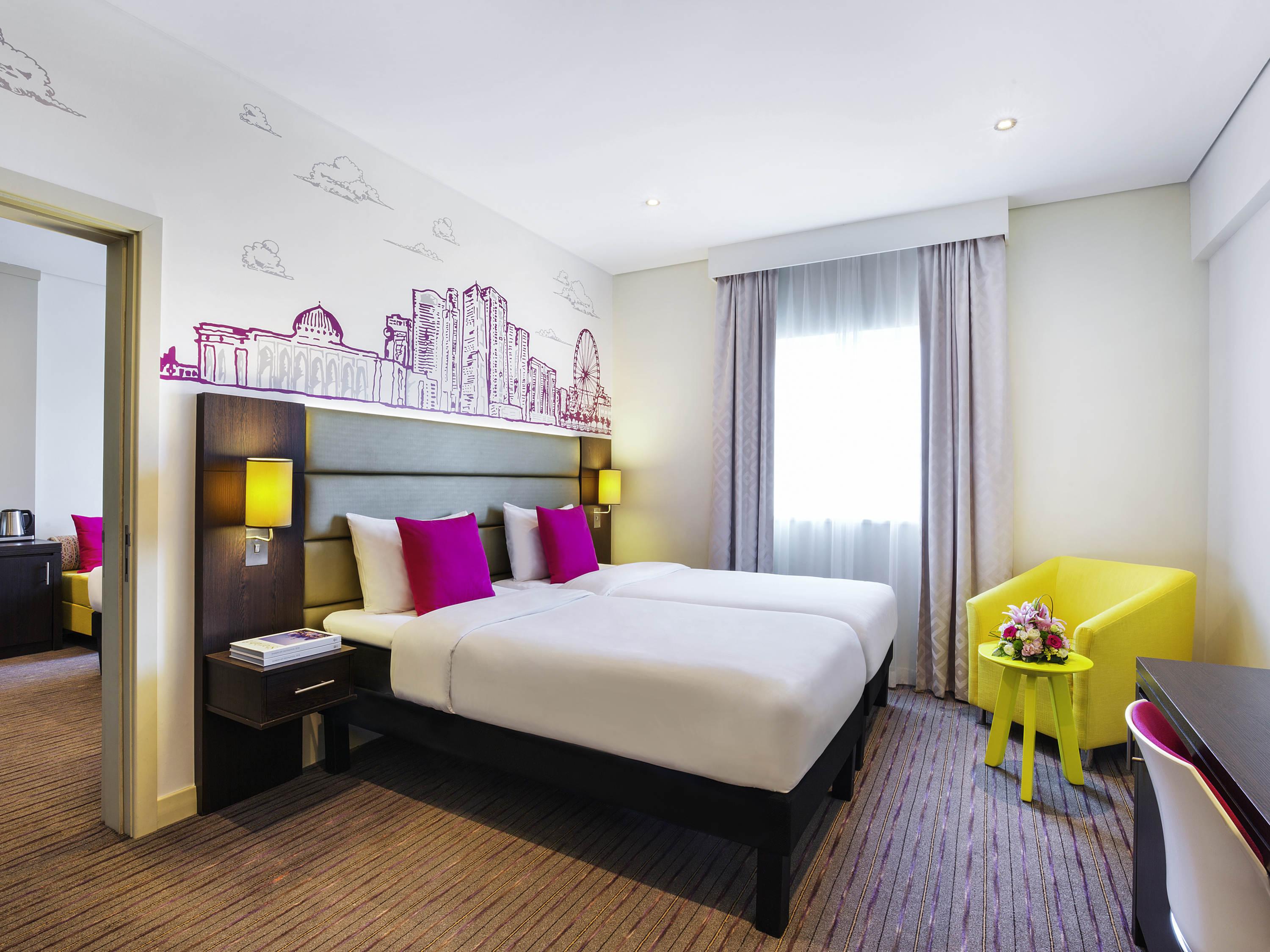 Ibis Styles Sharjah Hotel Екстериор снимка