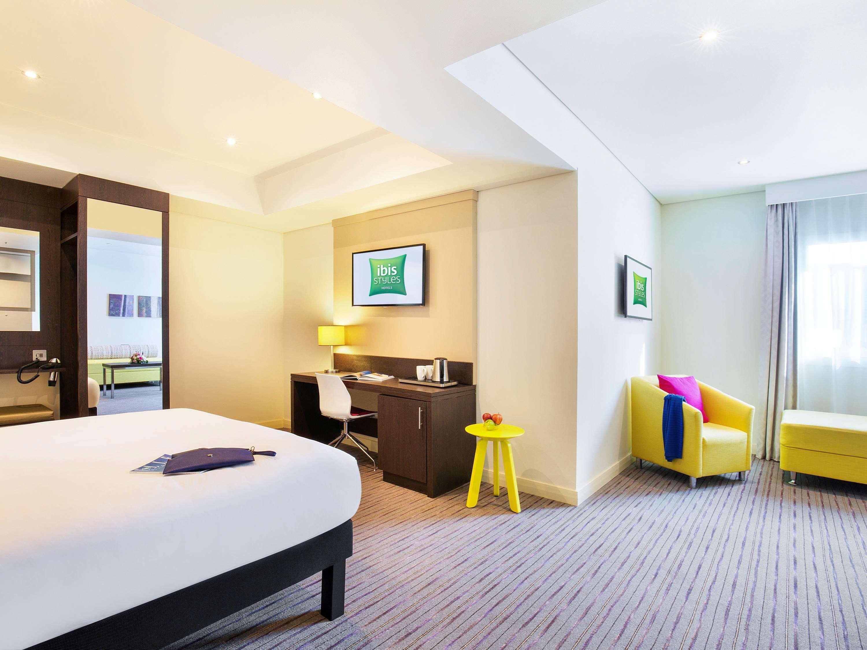 Ibis Styles Sharjah Hotel Екстериор снимка