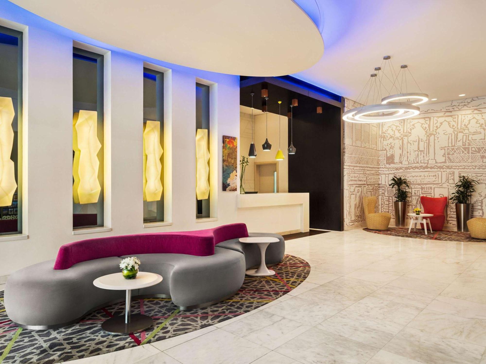 Ibis Styles Sharjah Hotel Екстериор снимка