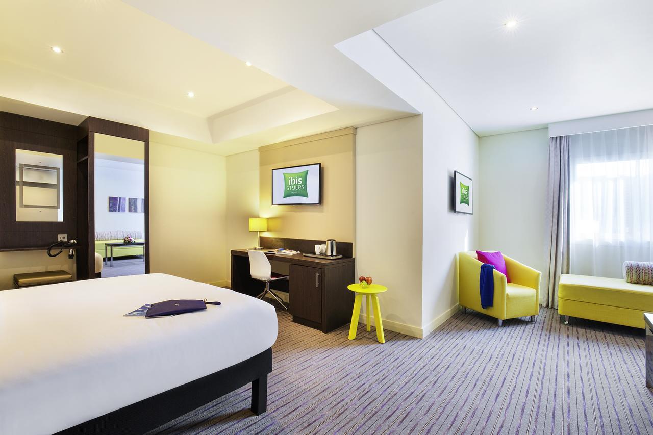 Ibis Styles Sharjah Hotel Екстериор снимка