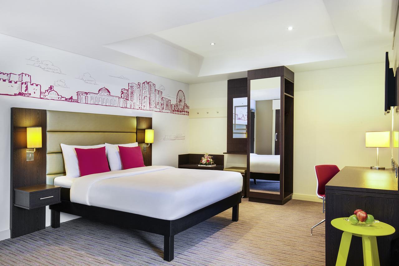 Ibis Styles Sharjah Hotel Екстериор снимка