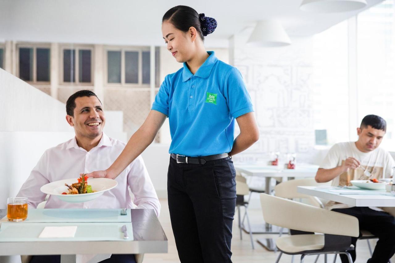 Ibis Styles Sharjah Hotel Екстериор снимка